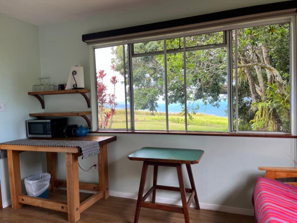 Waipio Studio Apartment Kukuihaele エクステリア 写真