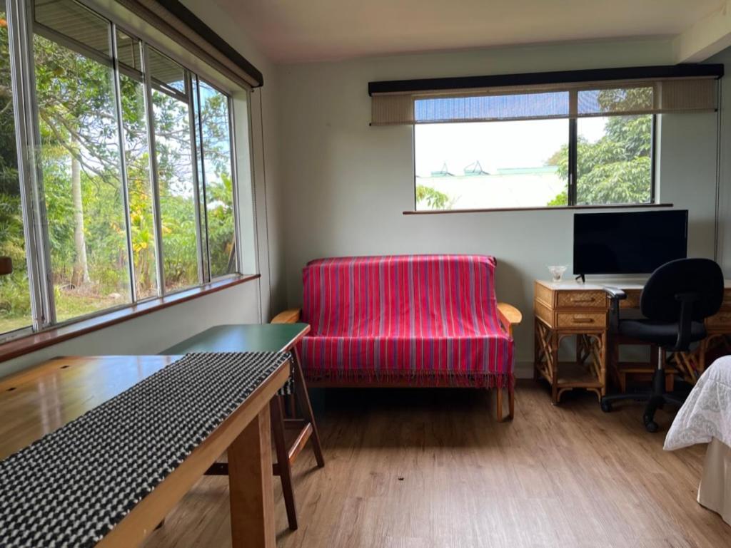Waipio Studio Apartment Kukuihaele エクステリア 写真